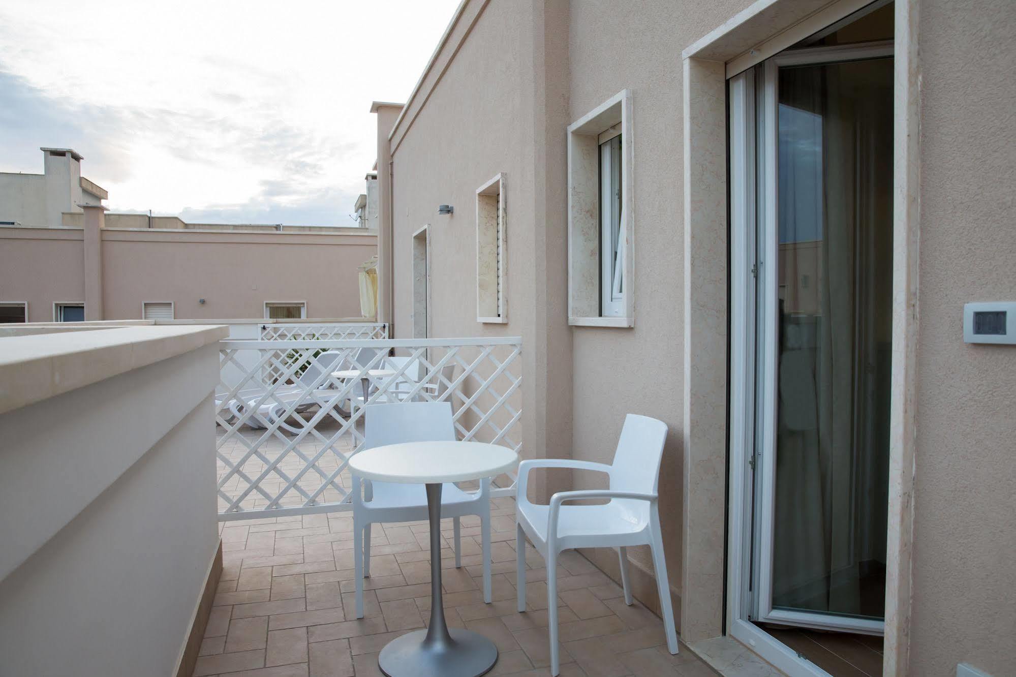 Bed and Breakfast La Casa Del Turista Gallipoli Exterior foto